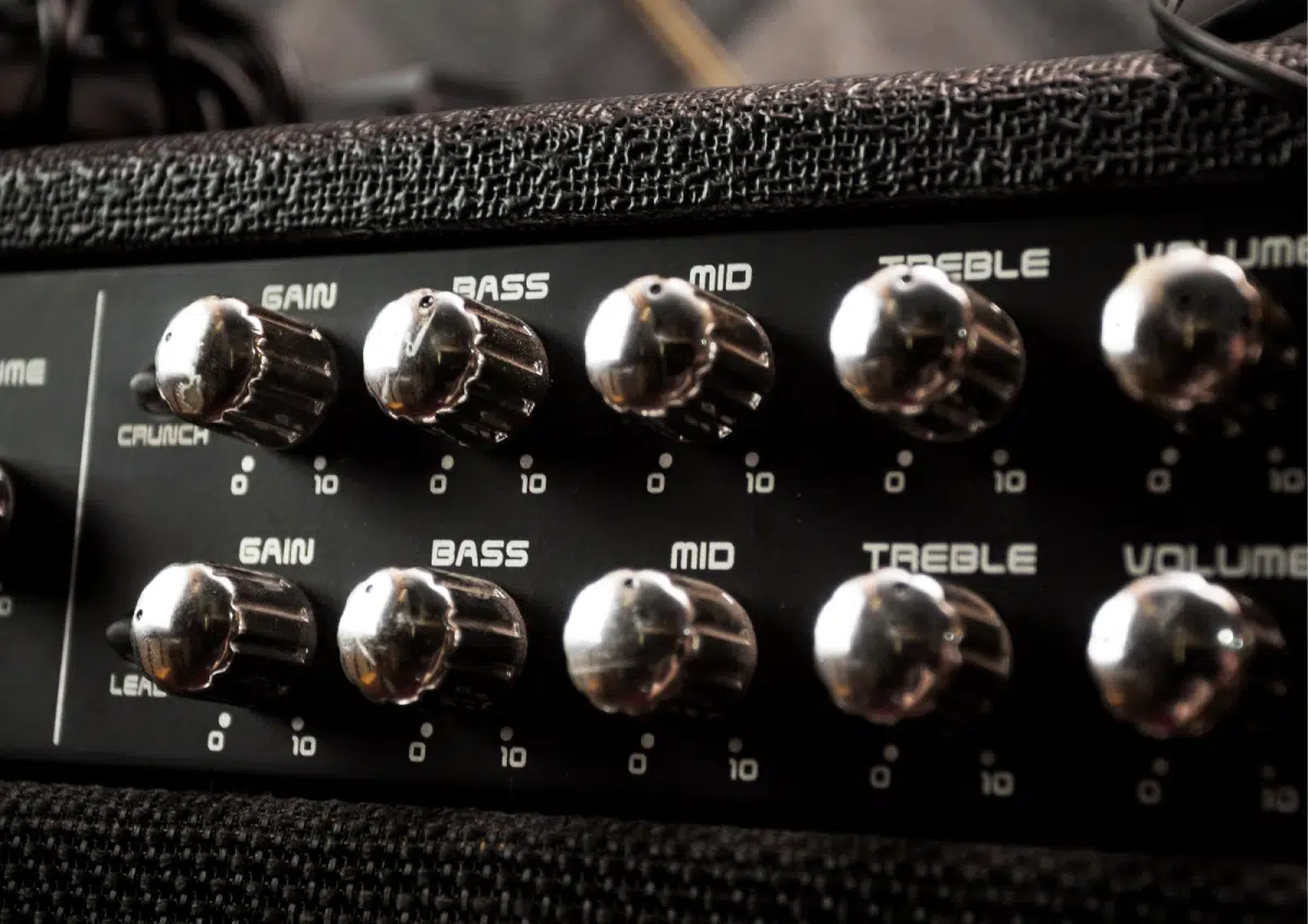 REPARAR AMPLIFICADOR SONIDO GRANADA